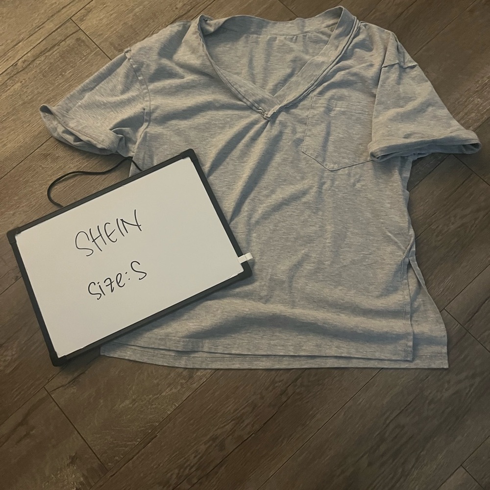 SHEIN Maternity- Gray Short Sleeve Tee